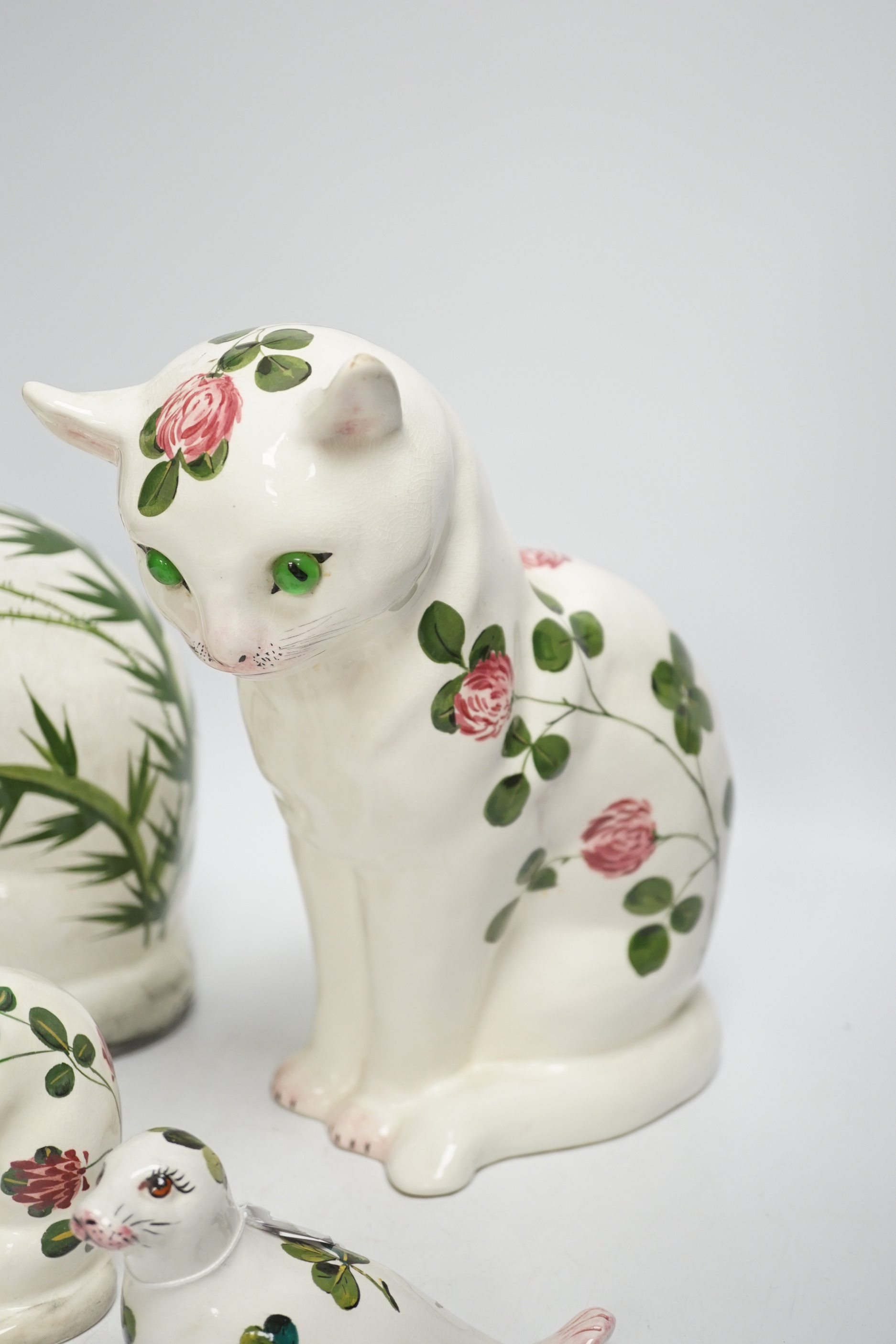 A Plichta clover pattern cat, a Plichta thistle pattern cat, together with two small Plichta cats - Image 3 of 5