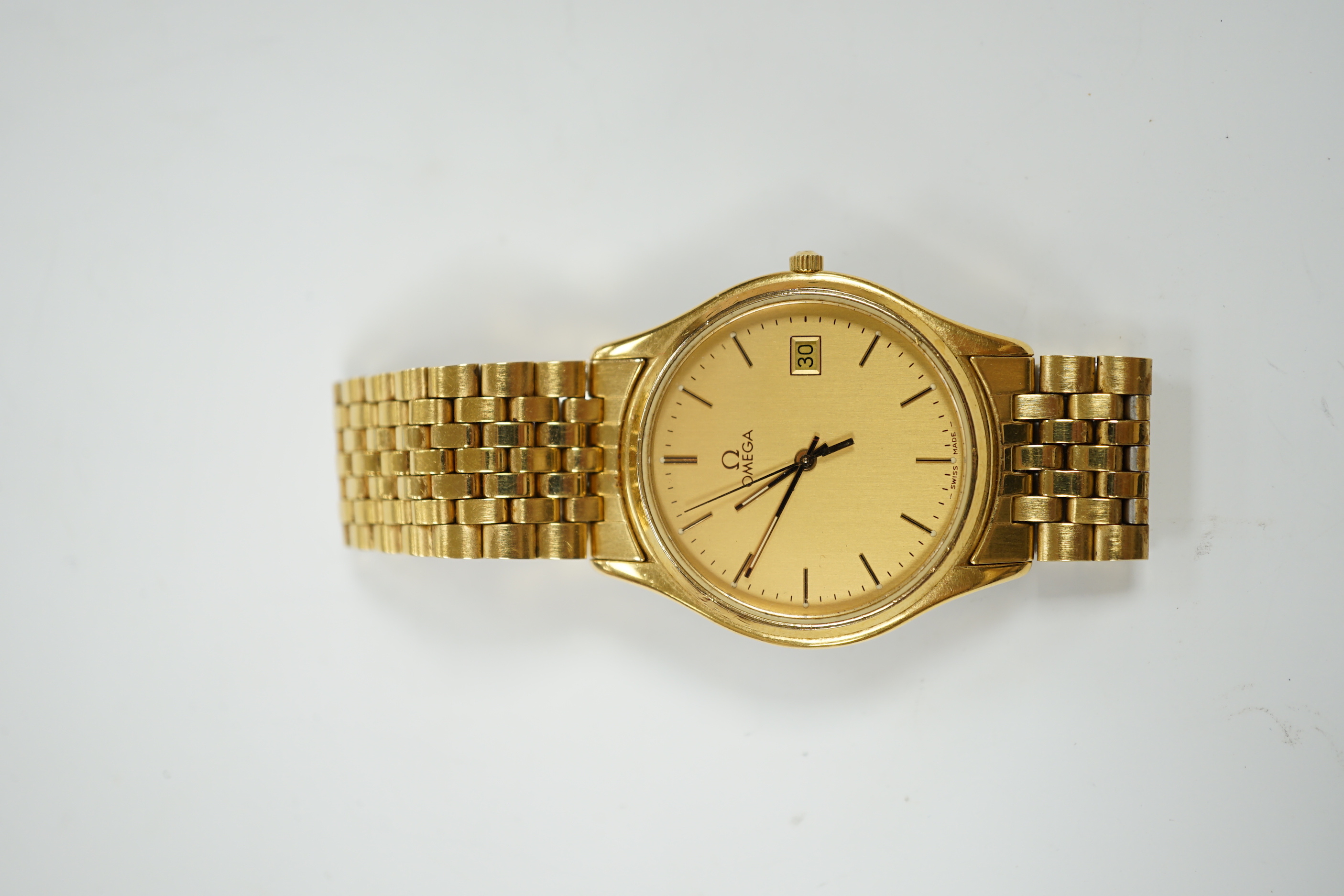 A gentleman’s steel and gold plated Omega Seamaster quartz wristwatch, with box or papers. - Image 2 of 4