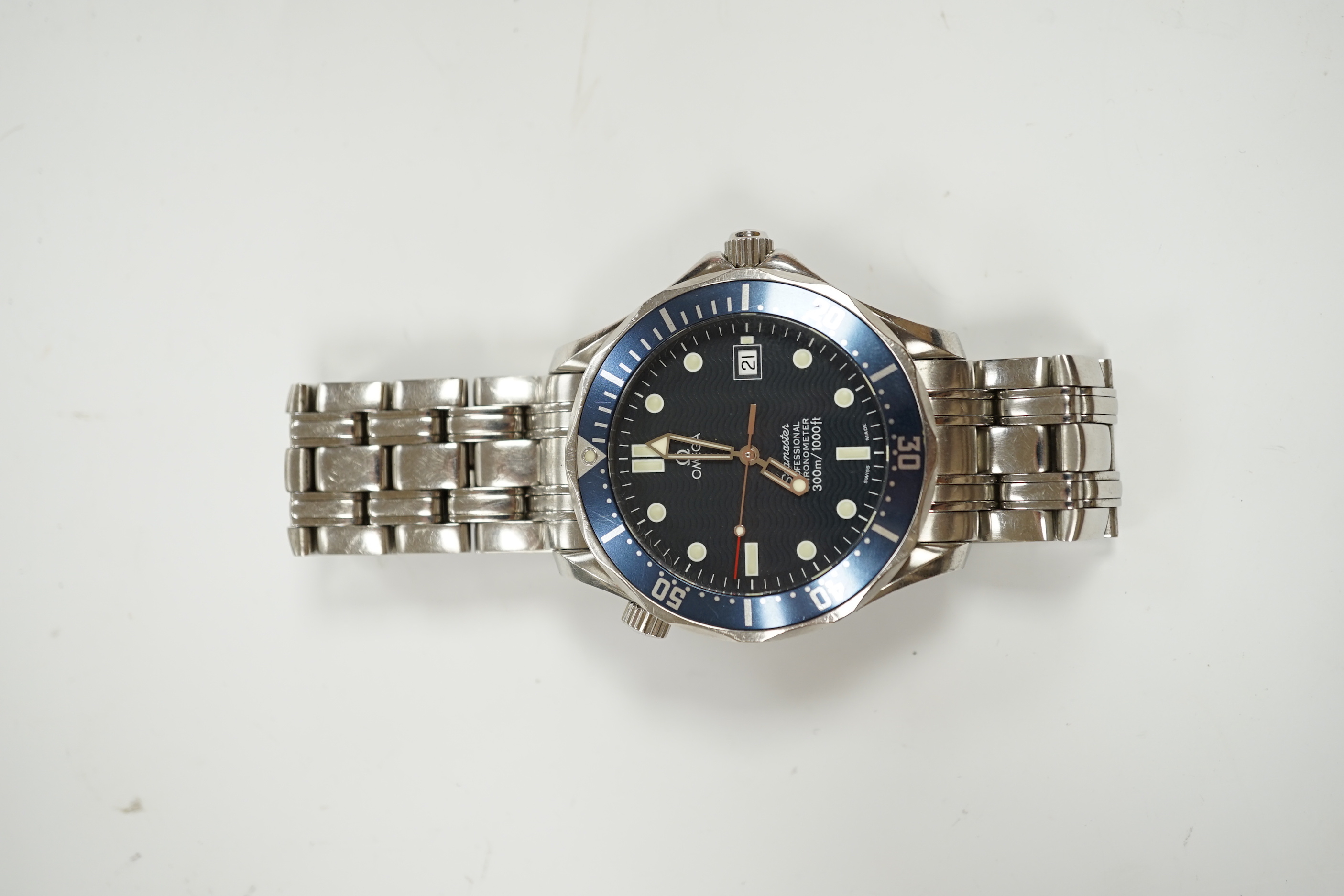 A gentleman's recent stainless steel Omega Seamaster Professional Chronometer wrist watch, with - Image 2 of 3