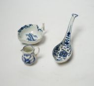 An 18th century Worcester spoon, a pickle dish and a miniature jug