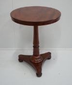 A Victorian mahogany circular wine table, diameter 58cm, height 73cm