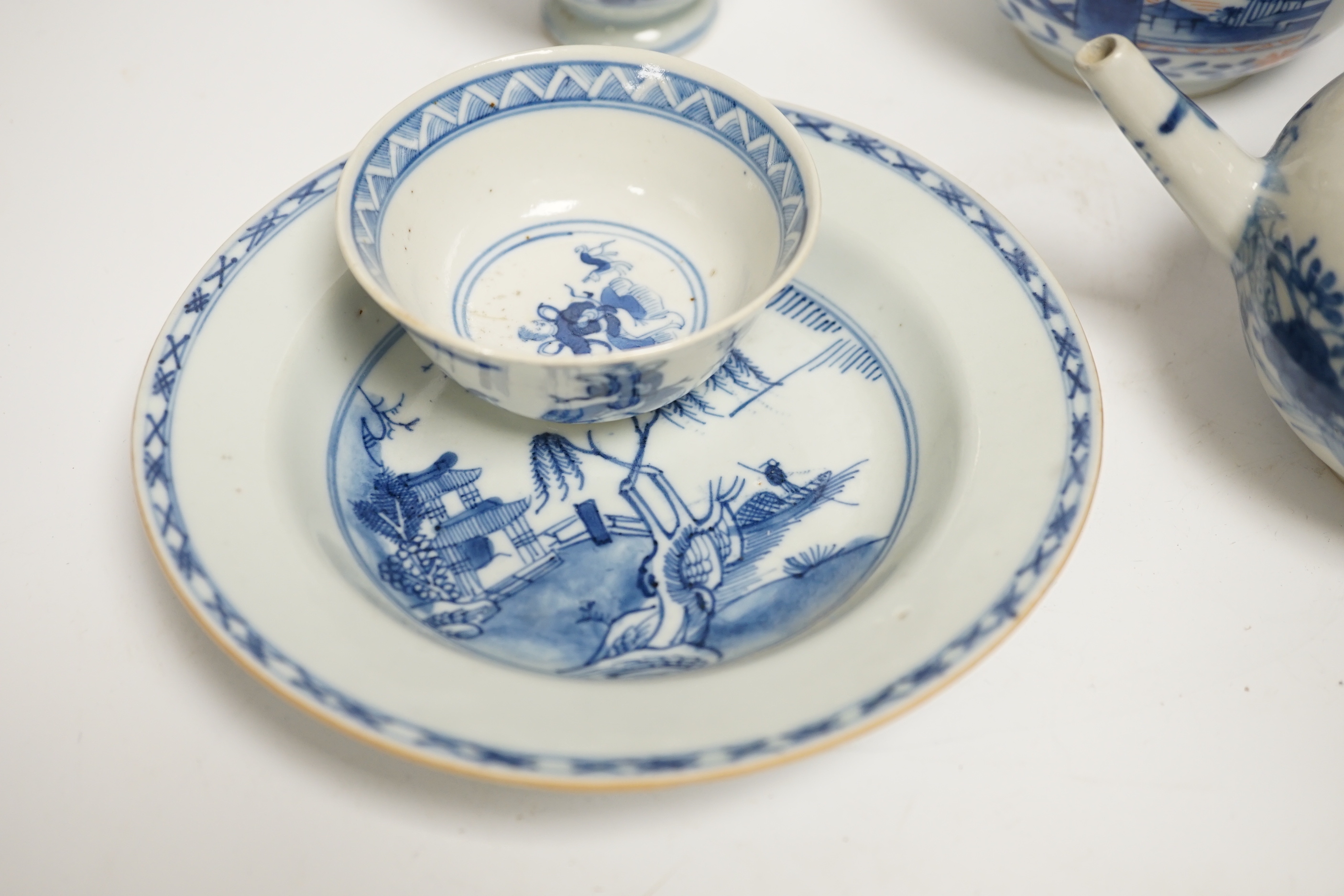 18th / 19th century Chinese export porcelain: two teapots, a tea canister, a plate and a teabowl, - Image 4 of 9