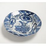 A Chinese kraak porcelain blue and white bowl, Wanli period, 22cm