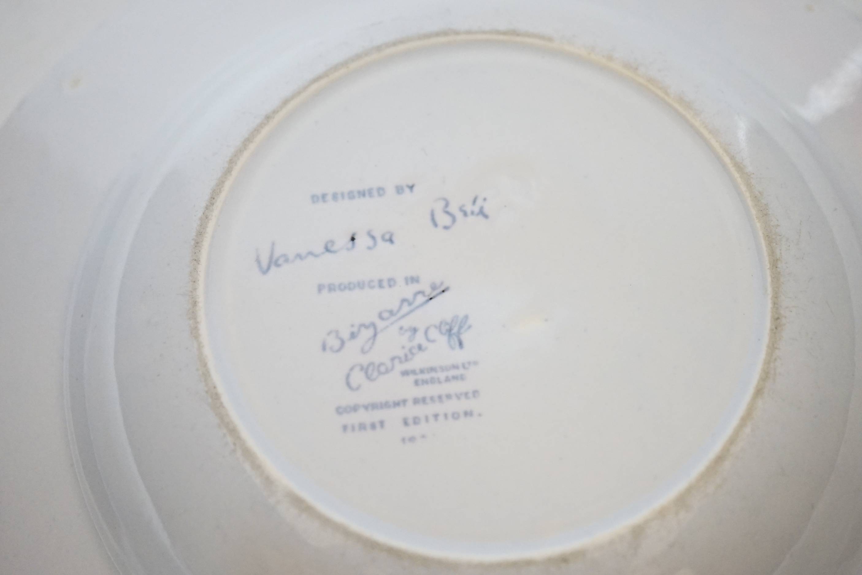 Vanessa Bell design blue and white soup dish,’ produced in Bizarre by Clarice Cliff, Wilkinson Ltd - Image 4 of 5