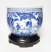 A Chinese blue and white jardiniere on stand, 24cm total height