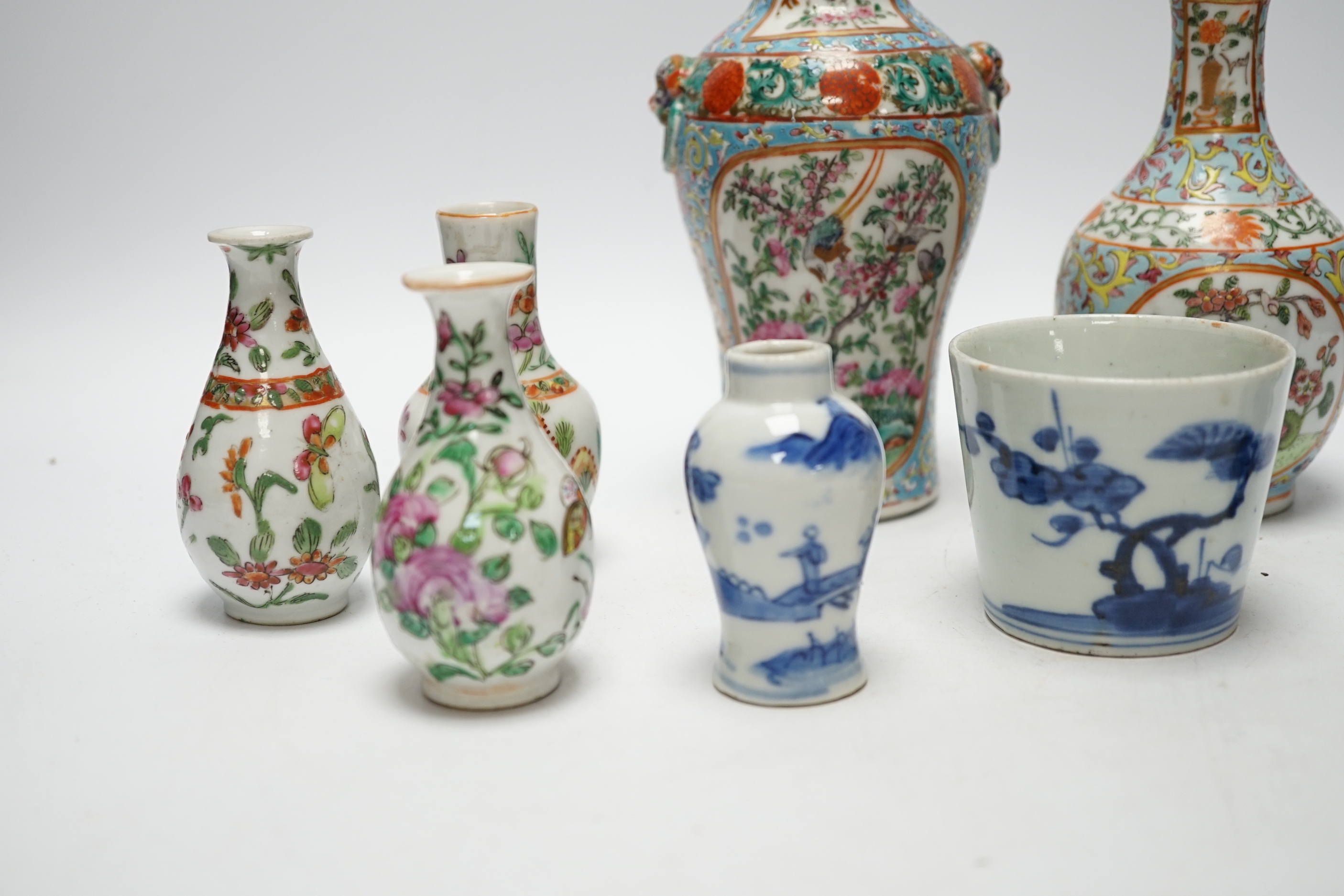 A group of Chinese famille rose small vases and blue and white items, late 19th/early 20th - Image 2 of 10