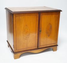 An Edwardian inlaid sycamore two door jewellery chest, 29cm high x 31cm wide