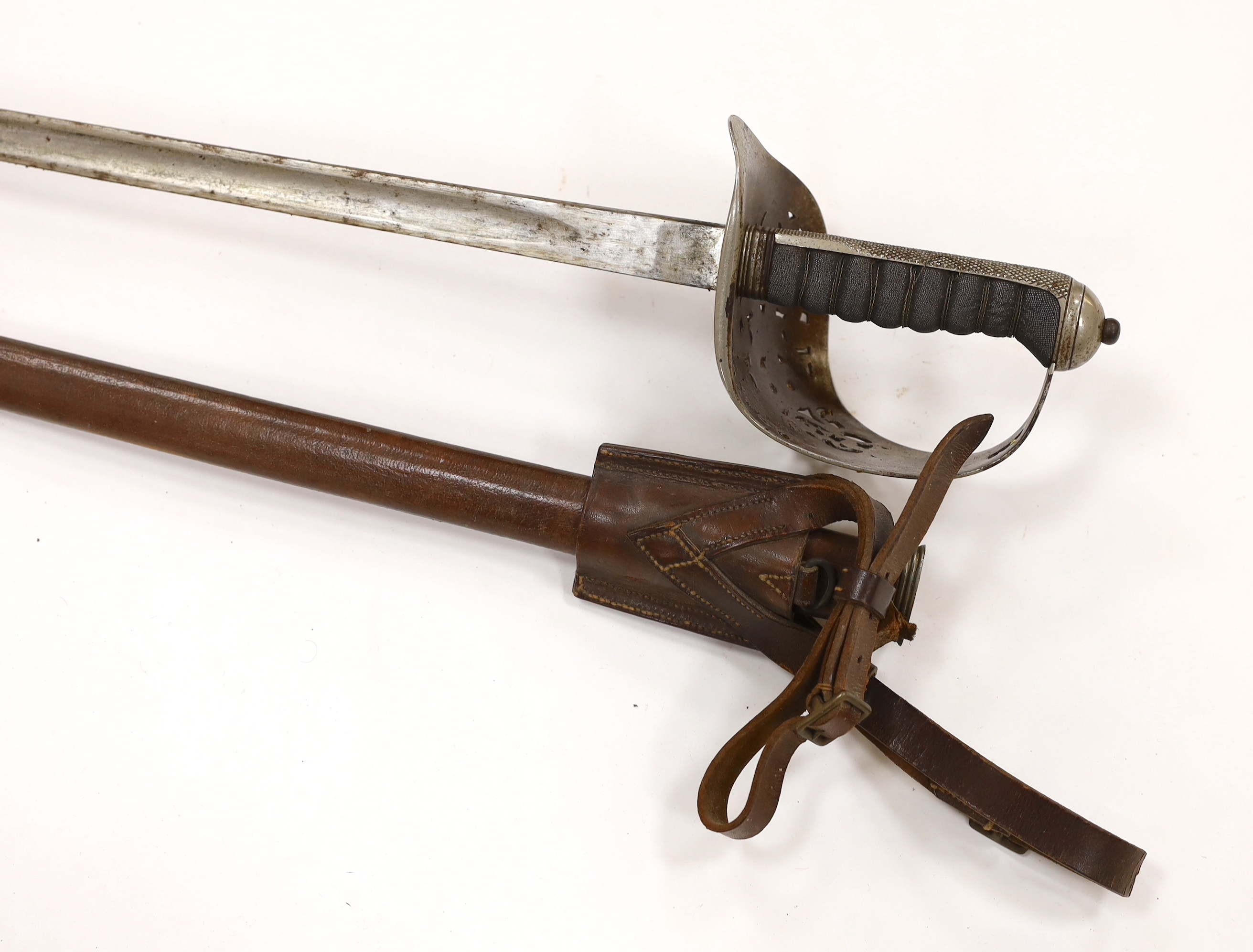 A George V 1897 pattern infantry officer's sword, with scabbard and leather hanger, blade 82cm - Image 5 of 7