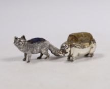 Two early 20th century novelty silver pin cushions, modelled as a fox, Levy & Salaman, Birmingham,