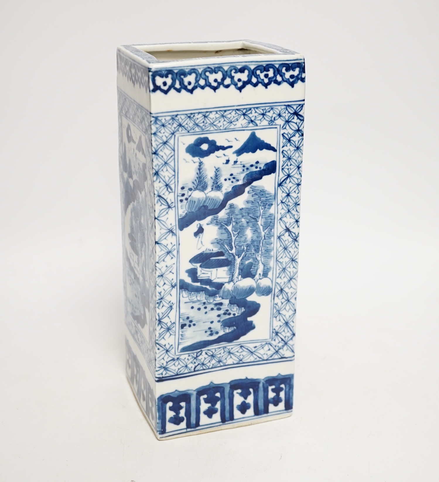 A 20th century Chinese blue and white square vase, 26cm