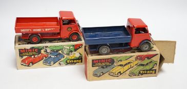 Two boxed Tri-ang Minic tinplate clockwork Delivery Lorries, one example, in British Road Services