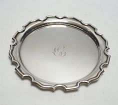 A George V silver card waiter, with pie crust border, Cooper Brothers & Sons, Sheffield, 1931, 20.