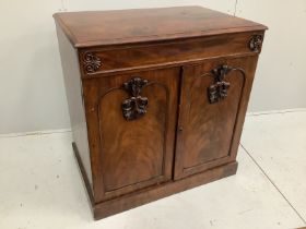 A William IV mahogany side cabinet with interior trays, width 93cm, depth 63cm, height 95cm