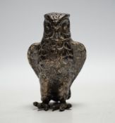 A late 19th/early 20th century novelty silver pepperette, modelled as an owl, import marks for