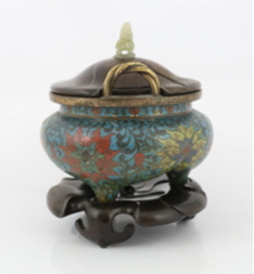 A Chinese cloisonné enamel tripod censer, Li, Xuande six character mark, Ming dynasty, 16th century, - Image 3 of 8