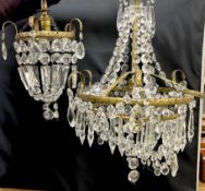 A bag chandelier and a smaller bag chandelier (2)***CONDITION REPORT***PLEASE NOTE:- Prospective