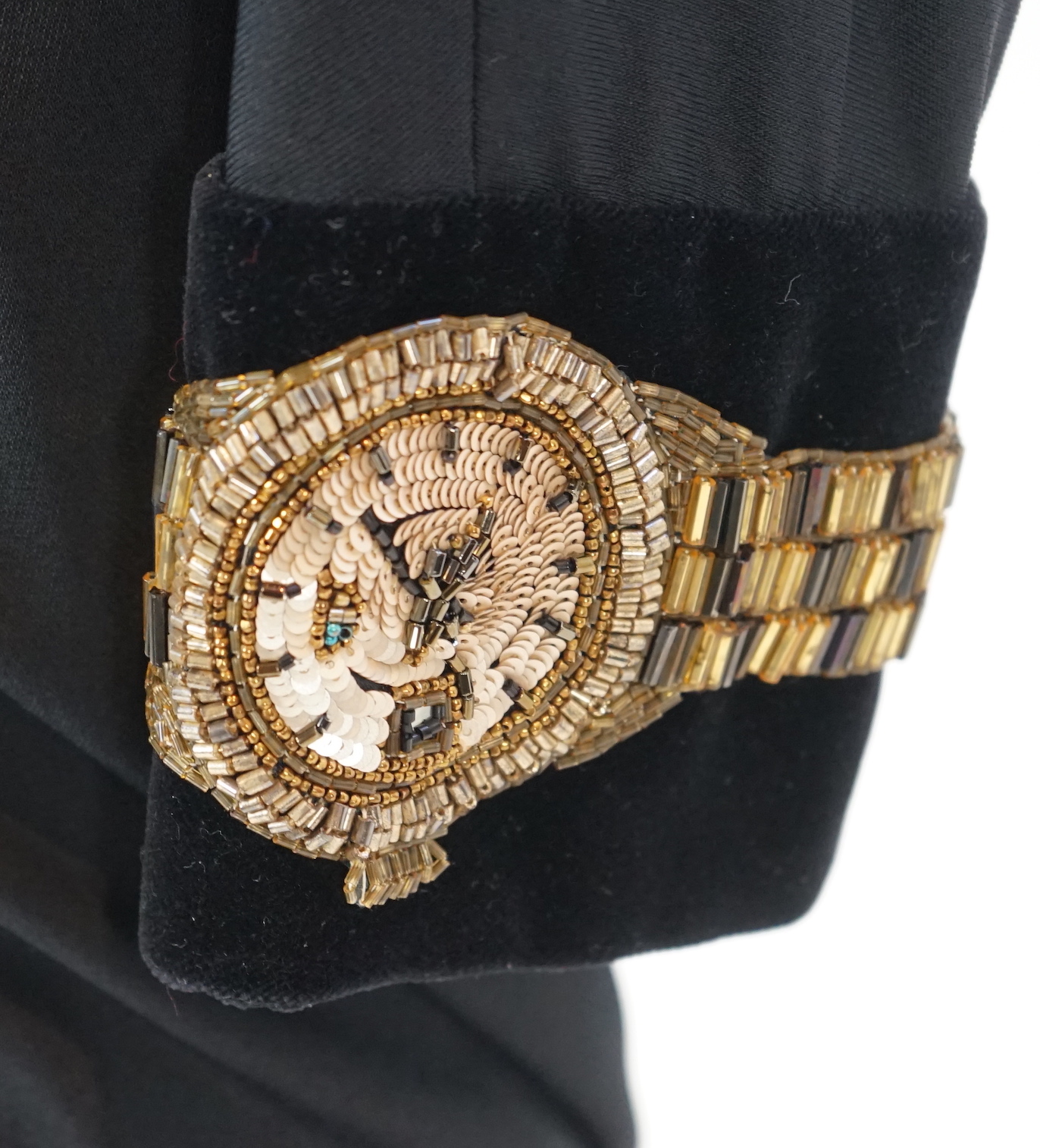 A Karl Lagerfeld black evening dress, stunning dress, velvet collar and velvet cuffs with gold - Image 6 of 11