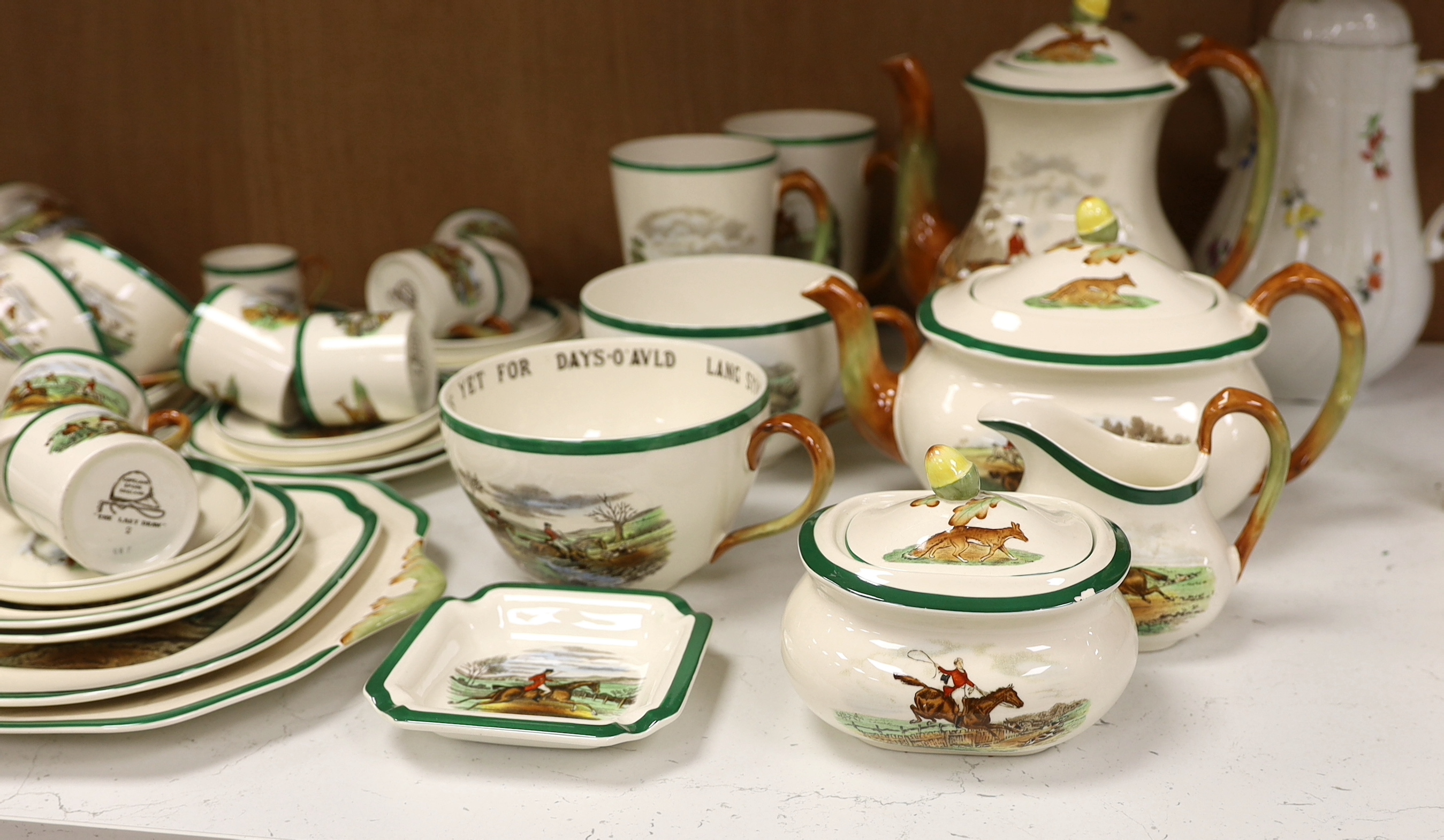 A Copeland Spode hunting pattern tea / coffee set including coffee pot, tea pot and trios, - Image 4 of 6