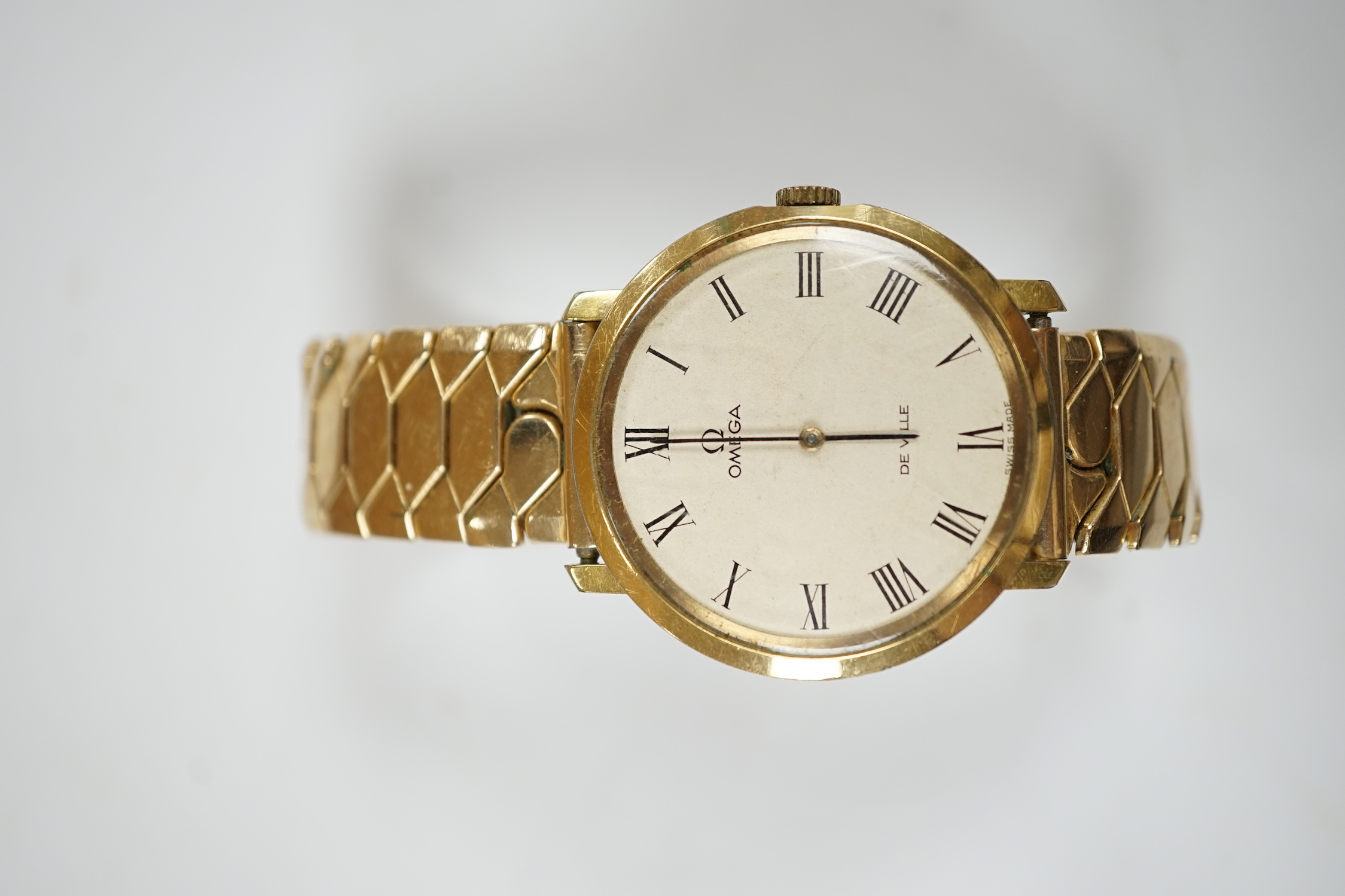 A gentleman's steel and gold plated Omega De Ville manual wind wrist watch, on associated flexible - Image 3 of 4