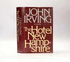 ° ° Irving, John - The Hotel New Hampshire, 1st edition ,8vo, half cloth in clipped d/j,