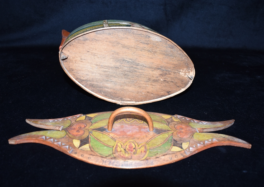 A SCANDINAVIAN BENTWOOD TINE BOX with painted decoration, 32cm wide; and a Kashmiri bowl 30cm wide - Image 3 of 5