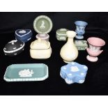 TWELVE ITEMS OF WEDGWOOD JASPERWARE including primrose, pink, teal and black ground examples