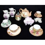A COLLECTION OF ASSORTED ROYAL WORCESTER including small pot pourri with painted floral