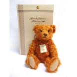 A STEIFF COLLECTOR'S TEDDY BEAR, 'BRITISH COLLECTORS' TEDDY BEAR 2005' (EAN 661969), golden-apricot,