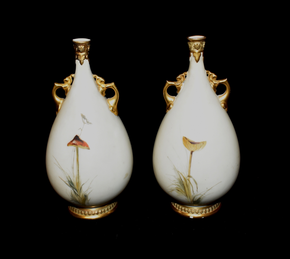 A PAIR OF ROYAL WORCESTER BLUSH IVORY VASES with painted decoration of frogs seated on toadstools, - Image 5 of 5