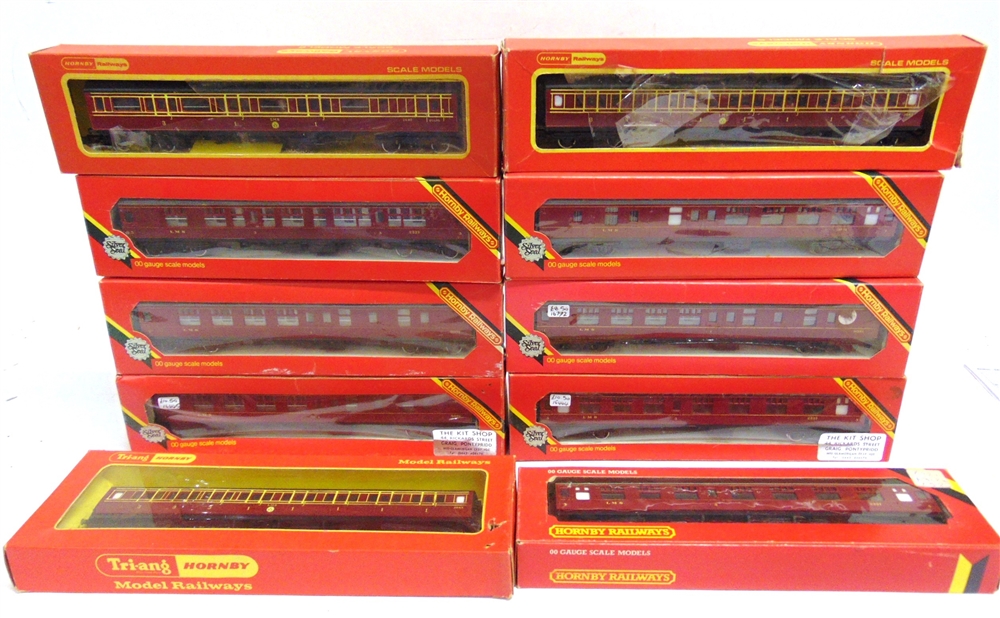 [OO GAUGE]. TEN ASSORTED HORNBY L.M.S. COACHES all in lined maroon livery, each boxed (three in