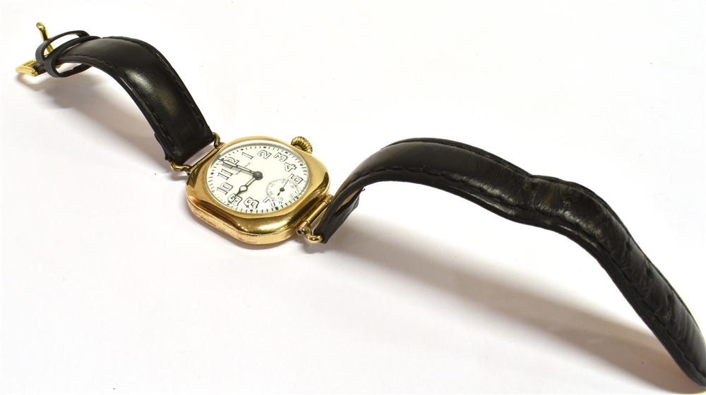 VINTAGE WALTHAM WRISTWATCH 3.5cm diameter cushion shaped case (including crown), gold filled, inside - Image 3 of 4