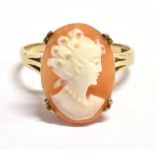 SHELL CAMEO RING IN 9CT GOLD Cameo of woman with sinistral aspect appox 1.6 x 1.2mm. Hallmarked