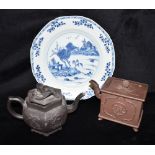 TWO YIXING TEAPOTS AND A CHINESE EXPORT PLATE decorated with a coastal landscape scene, 23cm