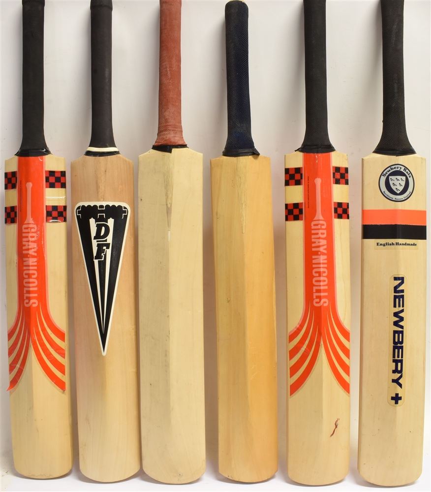 SIX ASSORTED SIGNED CRICKET BATS Silk Cut Challenge 1985; India 1996; Test Squad and One Day - Image 3 of 3