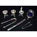 ASSORTMENT OF SILVER & PLATED TABLE WARE