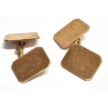 9CT GOLD OCTAGONAL CUFFLINKS Octagonal plain cuffclinks, 1.5 x 1.2cm, linked by oval cable link