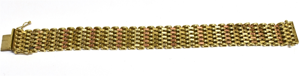 9CT TRICOLOUR GOLD MESH LINK BRACELET 18cm long x 16.2mm wide, tricolour gold brickwork mesh - Image 3 of 3