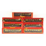 [OO GAUGE]. SEVEN HORNBY PULLMAN COACHES all brown and cream livery, each boxed (one in incorrect