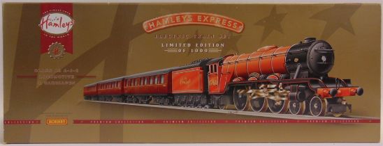 [OO GAUGE]. A HORNBY HAMLEYS EXPRESS TRAIN SET comprising a Hamleys Class A3 4-6-2 tender locomotive