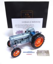 A 1/16 SCALE UNIVERSAL HOBBIES FORDSON SUPER MAJOR, ERNEST DOE 50TH ANNIVERSARY SHOW EDITION (