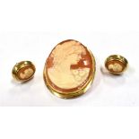 18CT GOLD CAMEO BROOCH & 9CT EARRINGS A 4cm long x 2.5cm wide, finely carved shell cameo brooch with
