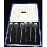 ROMAN STYLE STERLING SILVER TEASPOONS Set of six 'Roman' style silver teaspoons, in presentation