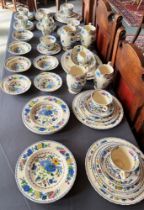 A COLLECTION OF MASONS CERAMICS To include Dinner and Teawares in the 'Regency' pattern C4475,