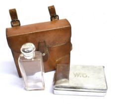 SANDWICH TIN AND GLASS FLASK in leather case, for saddle mounting, case 14 x 14cm