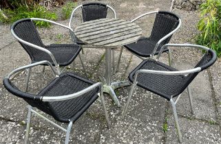 CIRCULAR GARDEN TABLE AND FIVE CHAIRS