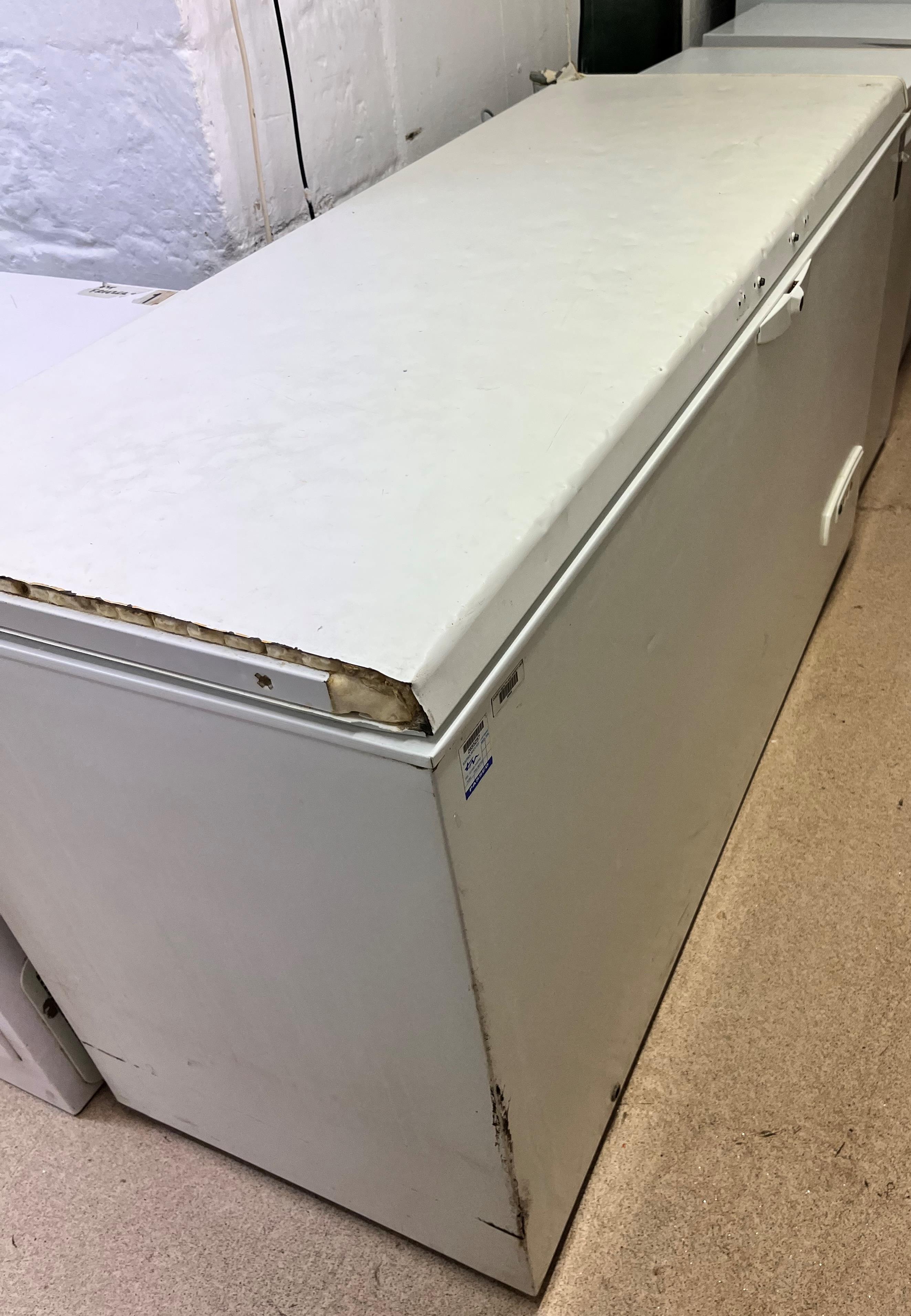 LARGE CHEST FREEZER