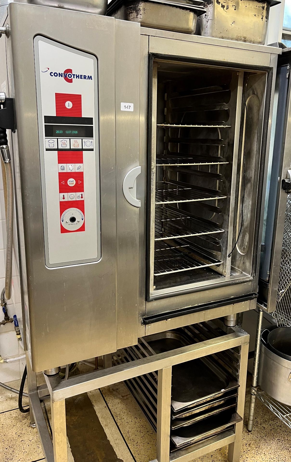 LARGE COMBI OVEN