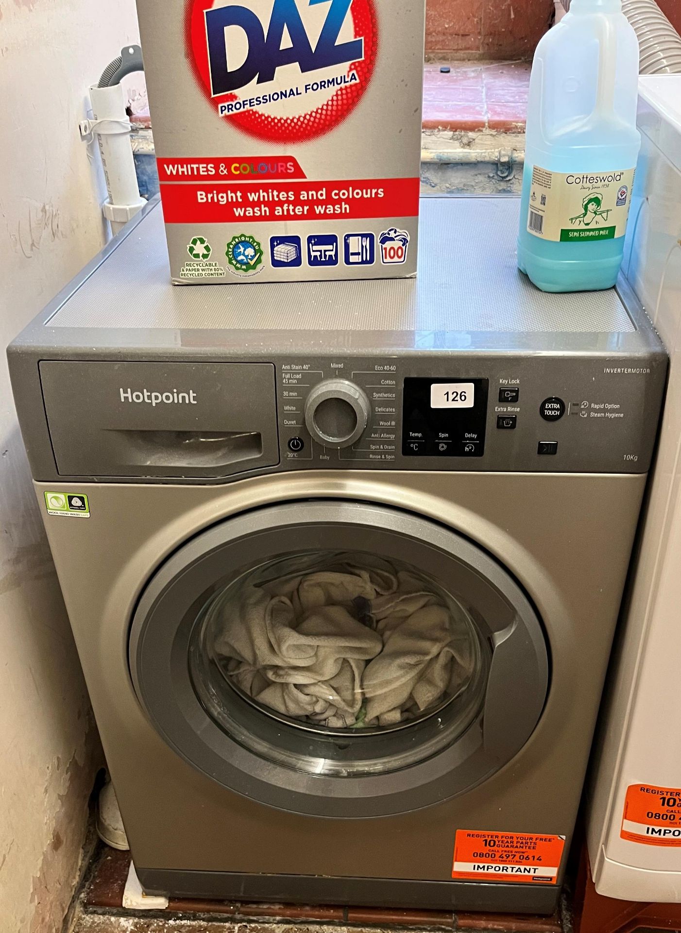 HOTPOINT WASHING MACHINE