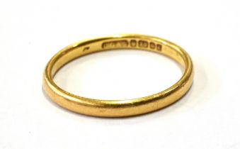 22CT GOLD WEDDING BAND 2.3mm wide plain gold band, ring size R, hallmarked 22 Birmingham 1859.