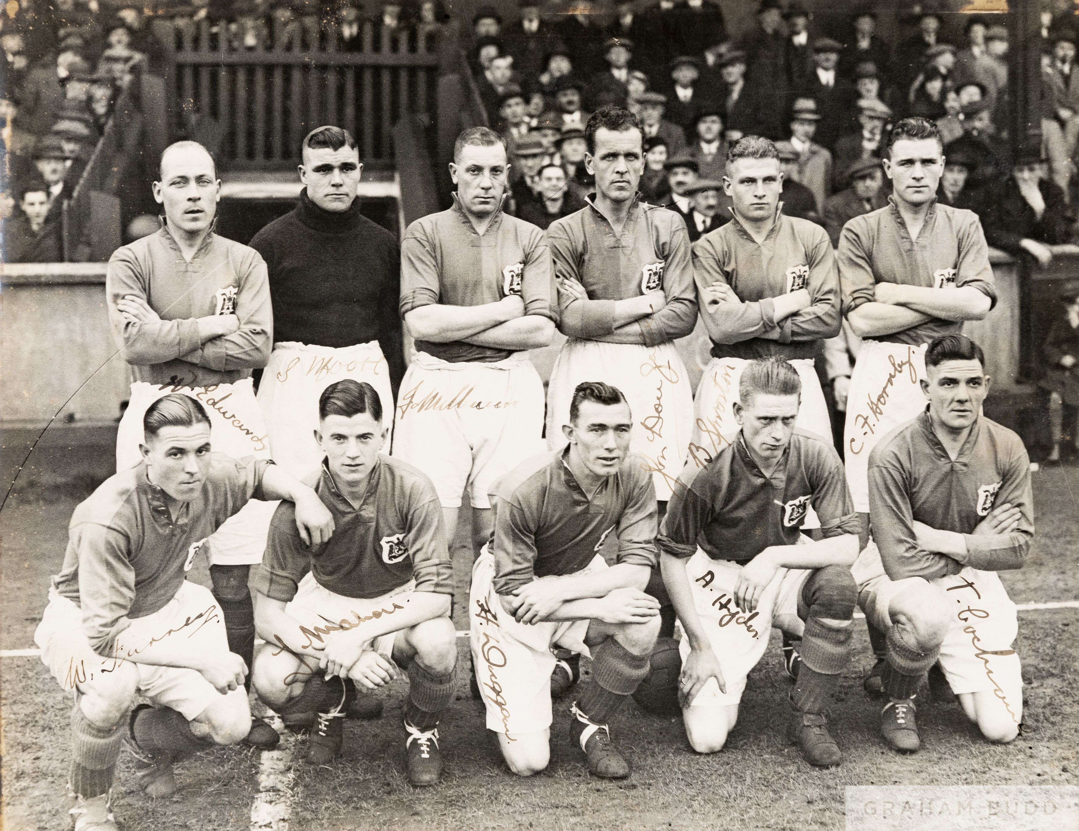 Leeds United season 1935-36 original team b&w signed photograph